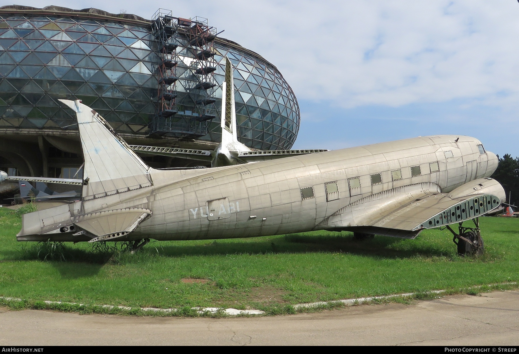 Aircraft Photo of YU-ABI | Douglas C-47A Skytrain | AirHistory.net #121692