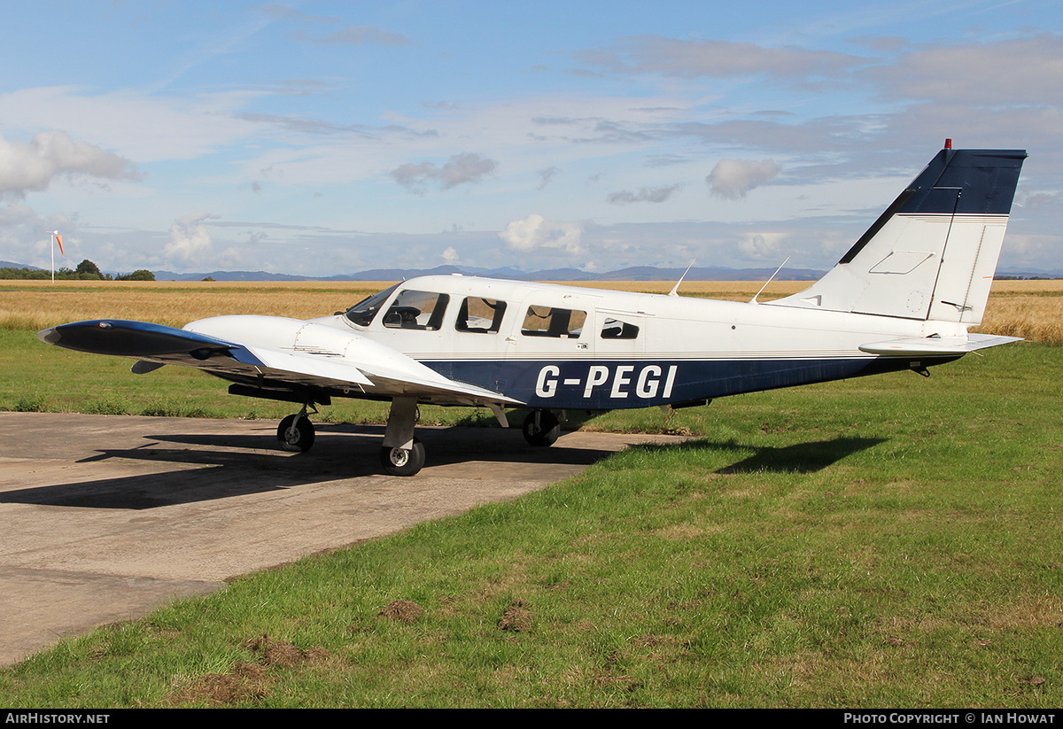 Aircraft Photo of G-PEGI | Piper PA-34-200T Seneca II | AirHistory.net #121867