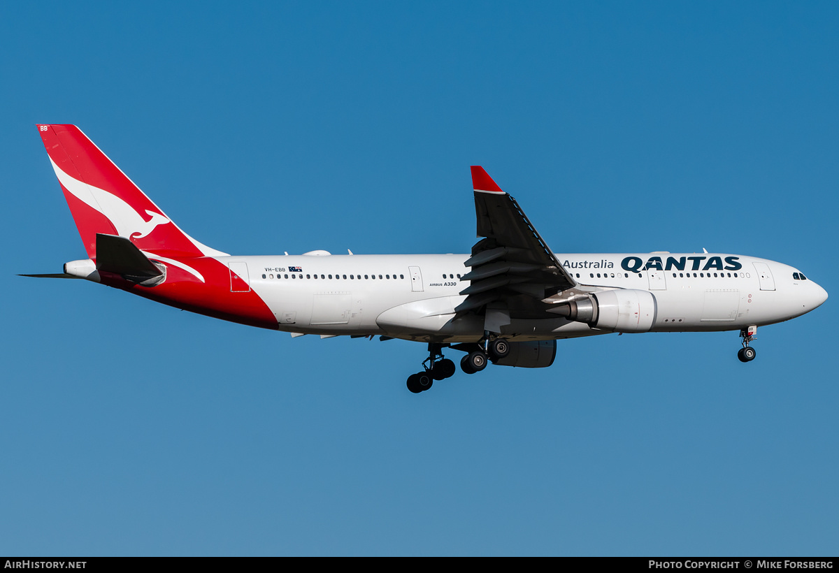 Aircraft Photo of VH-EBB | Airbus A330-202 | Qantas | AirHistory.net #121928
