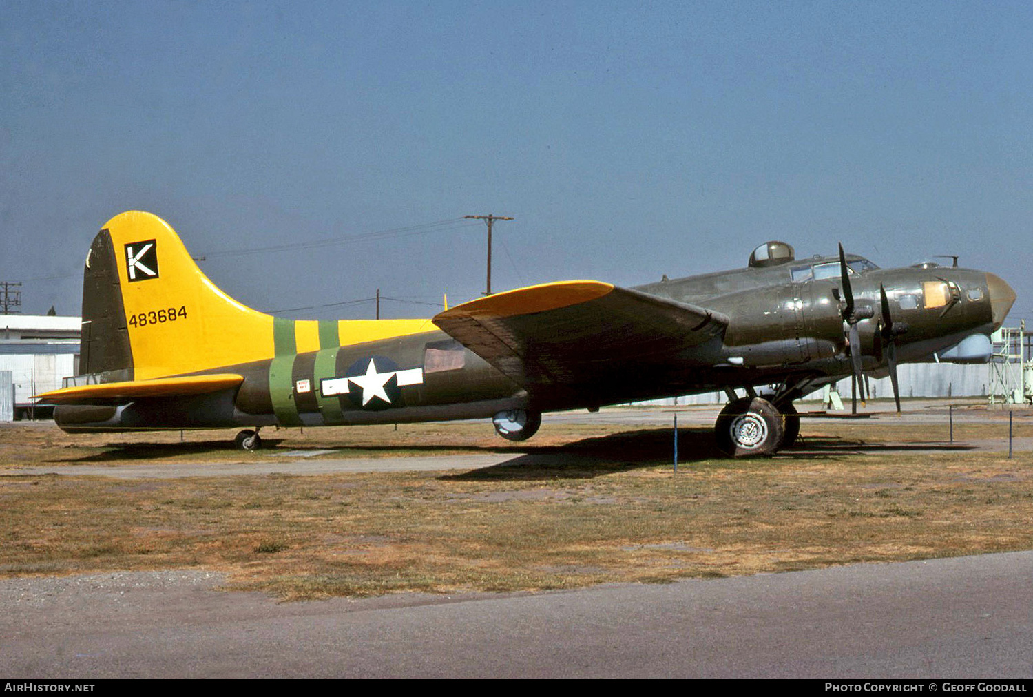 Aircraft Photo of N3713G / 483684 | Boeing B-17G Flying Fortress | USA - Air Force | AirHistory.net #121937
