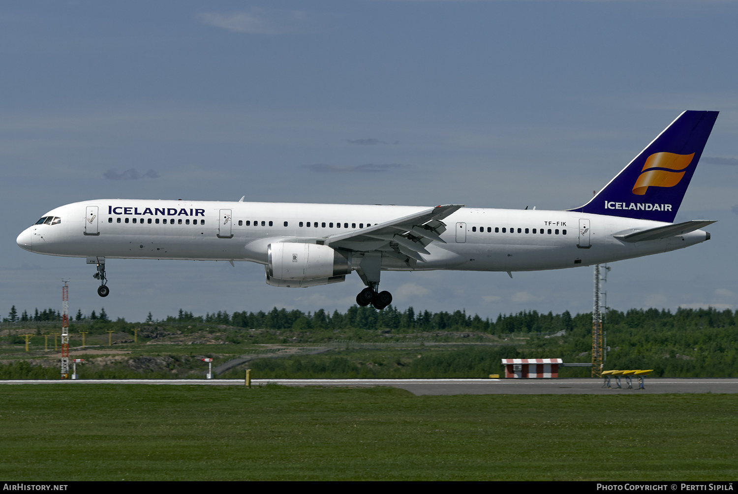 Aircraft Photo of TF-FIK | Boeing 757-2Y0 | Icelandair | AirHistory.net #122036