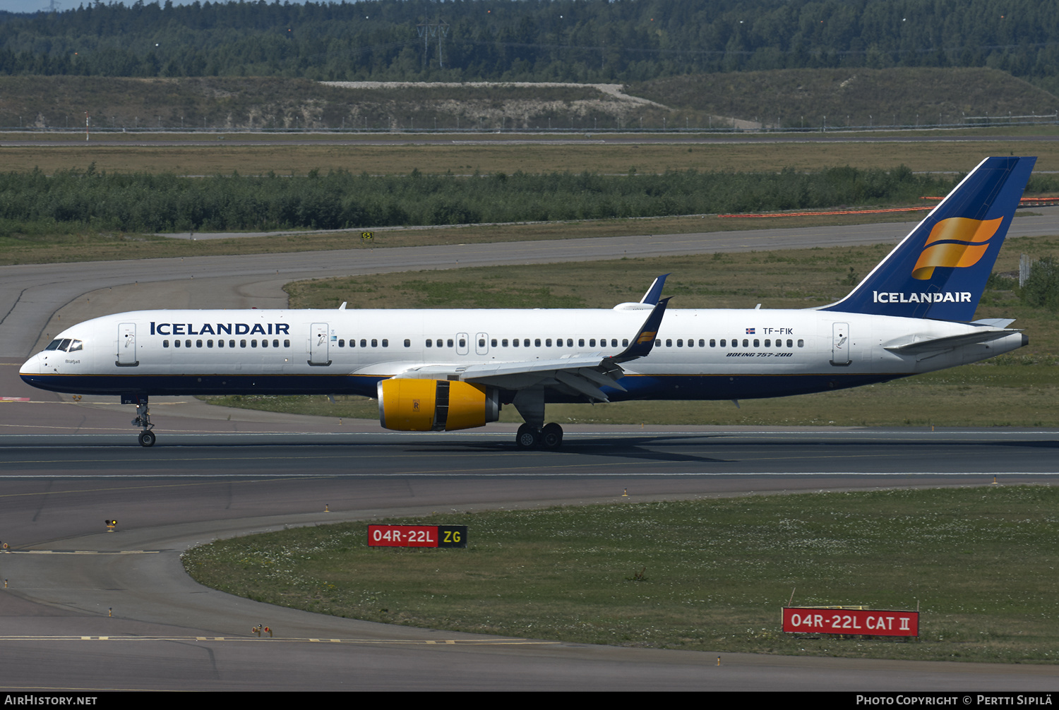 Aircraft Photo of TF-FIK | Boeing 757-256 | Icelandair | AirHistory.net #122095