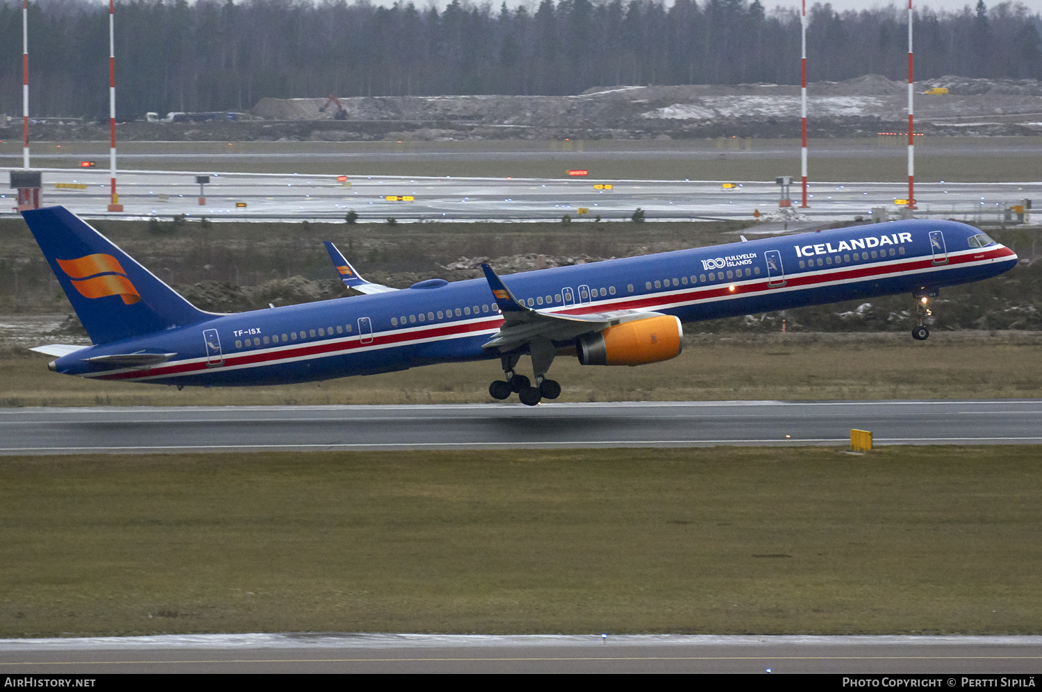 Aircraft Photo of TF-ISX | Boeing 757-3E7 | Icelandair | AirHistory.net #122144