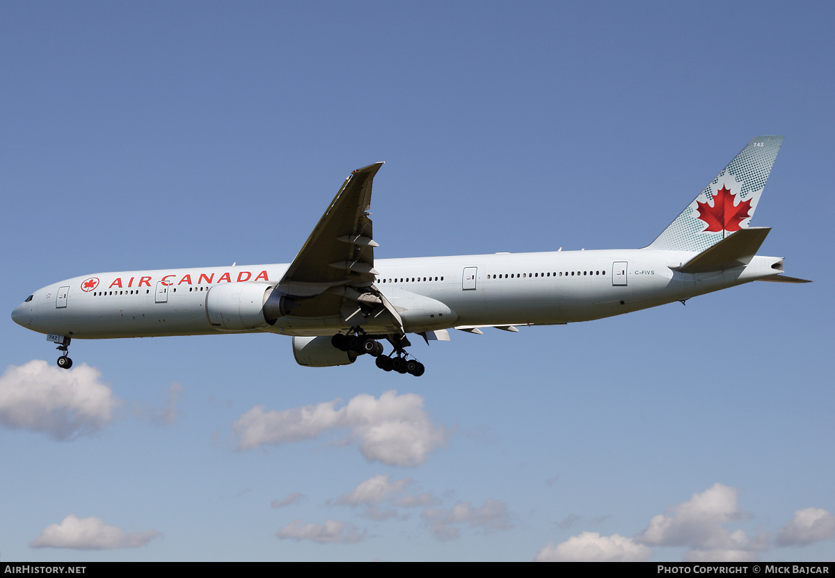 Aircraft Photo of C-FIVS | Boeing 777-333/ER | Air Canada | AirHistory.net #122160
