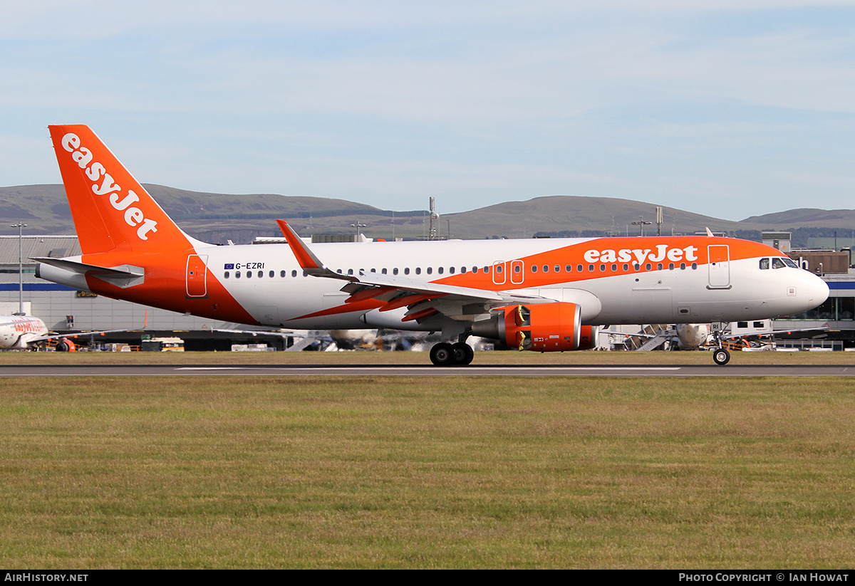 Aircraft Photo of G-EZRI | Airbus A320-214 | EasyJet | AirHistory.net #122186