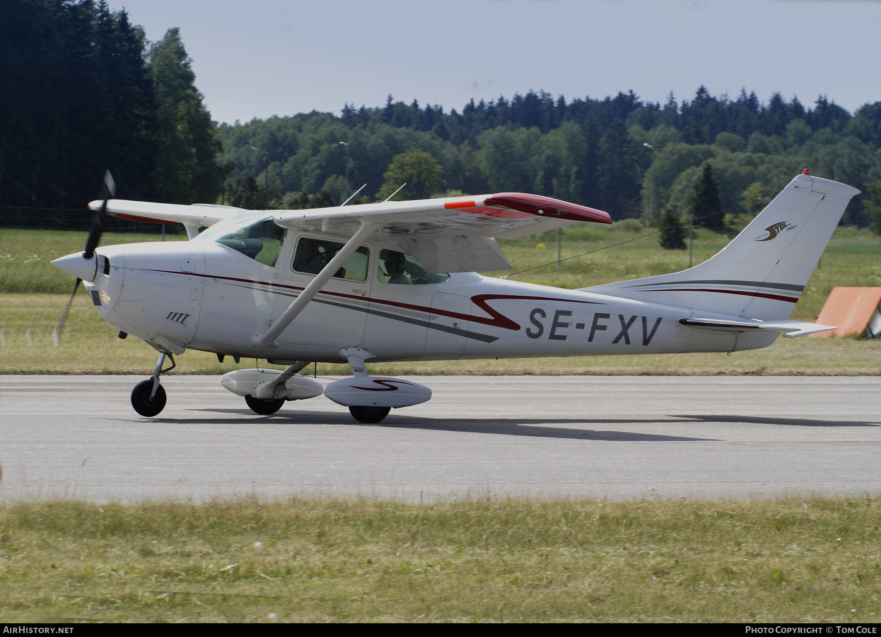 Aircraft Photo of SE-FXV | Cessna 182P Skylane | AirHistory.net #122319