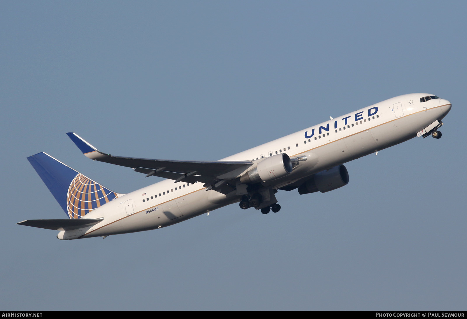 Aircraft Photo of N644UA | Boeing 767-322/ER | United Airlines | AirHistory.net #122322