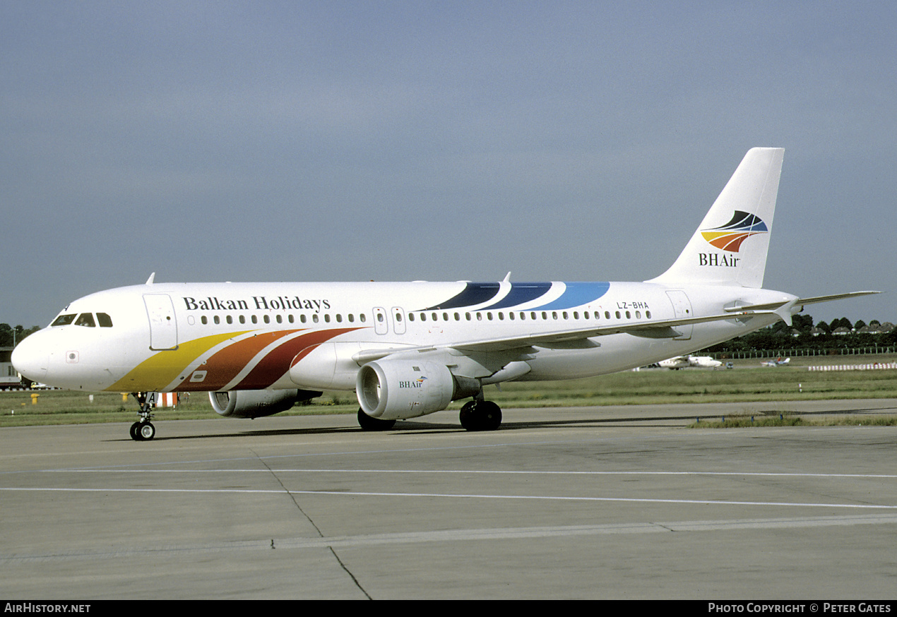 Aircraft Photo of LZ-BHA | Airbus A320-211 | Balkan Holidays Air - BH Air | AirHistory.net #122395