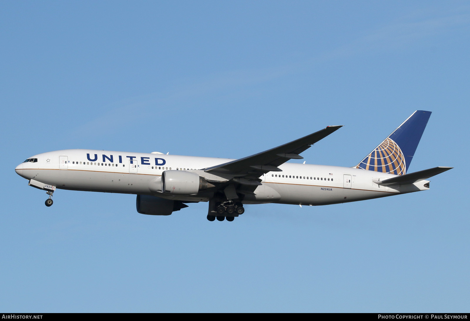 Aircraft Photo of N224UA | Boeing 777-222/ER | United Airlines | AirHistory.net #122427