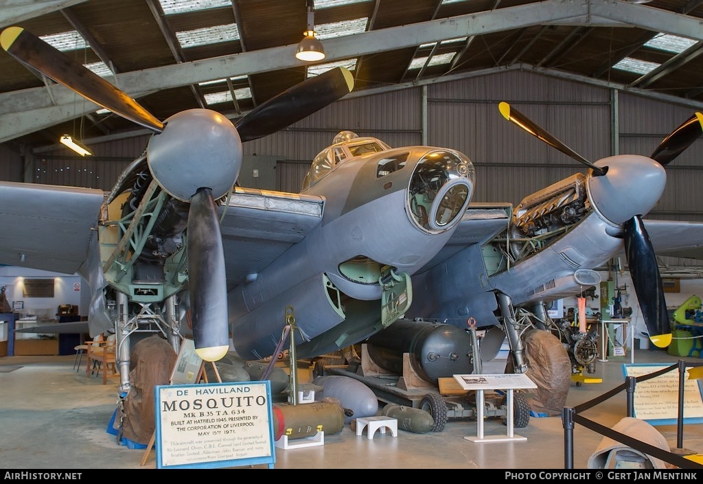 Aircraft Photo of TA634 | De Havilland D.H. 98 Mosquito TT35 | UK - Air Force | AirHistory.net #122538