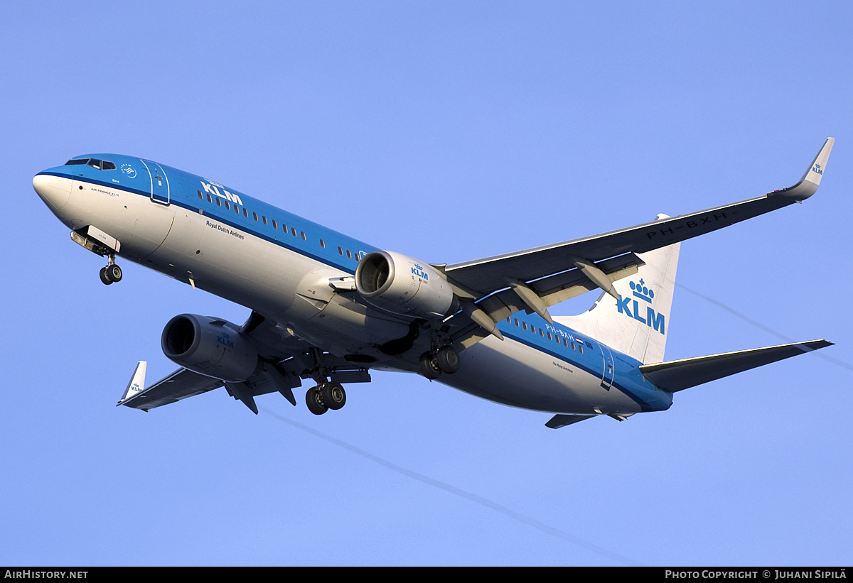 Aircraft Photo of PH-BXH | Boeing 737-8K2 | KLM - Royal Dutch Airlines | AirHistory.net #122579