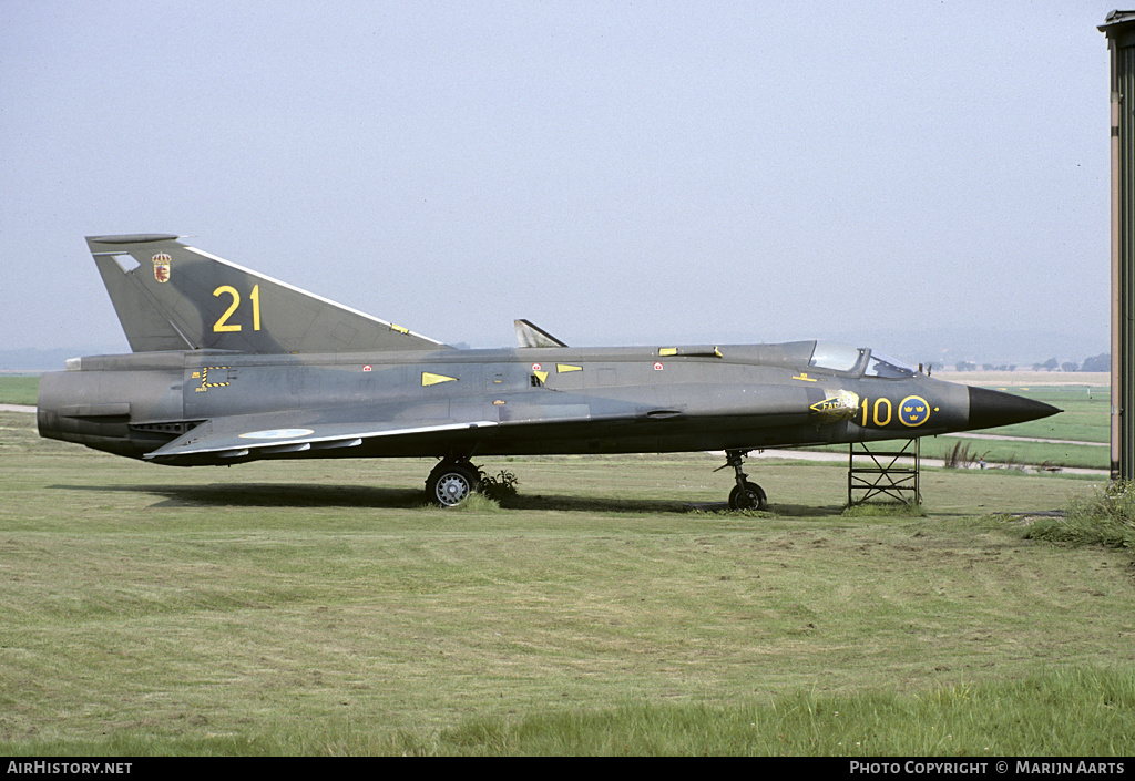Aircraft Photo of 35472 | Saab J35F-1 Draken | Sweden - Air Force | AirHistory.net #122604