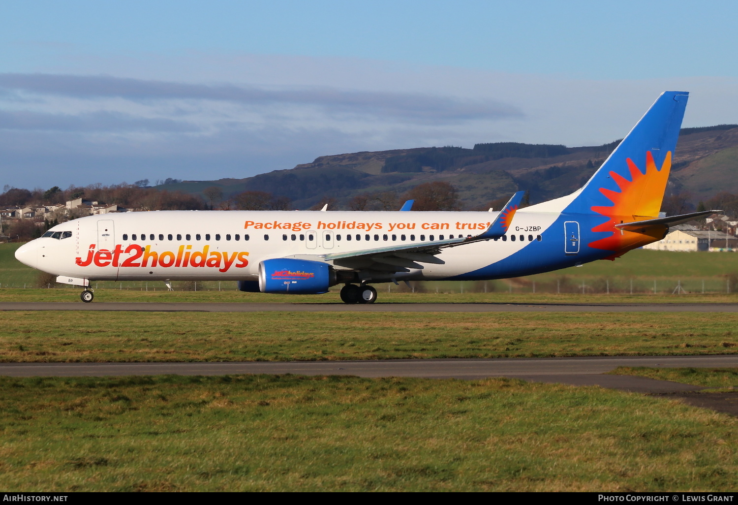 Aircraft Photo of G-JZBP | Boeing 737-800 | Jet2 Holidays | AirHistory.net #122606