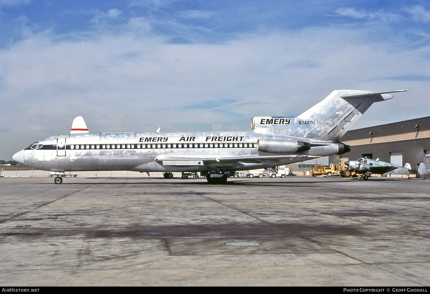 Aircraft Photo of N7407U | Boeing 727-22C | Emery Air Freight | AirHistory.net #122613