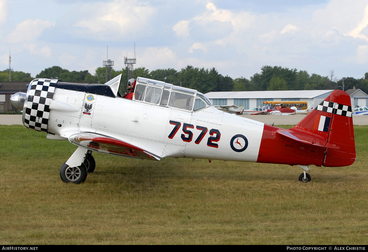 Aircraft Photo of N7572 / 7572 | North American AT-6D Texan | South Africa - Air Force | AirHistory.net #122877