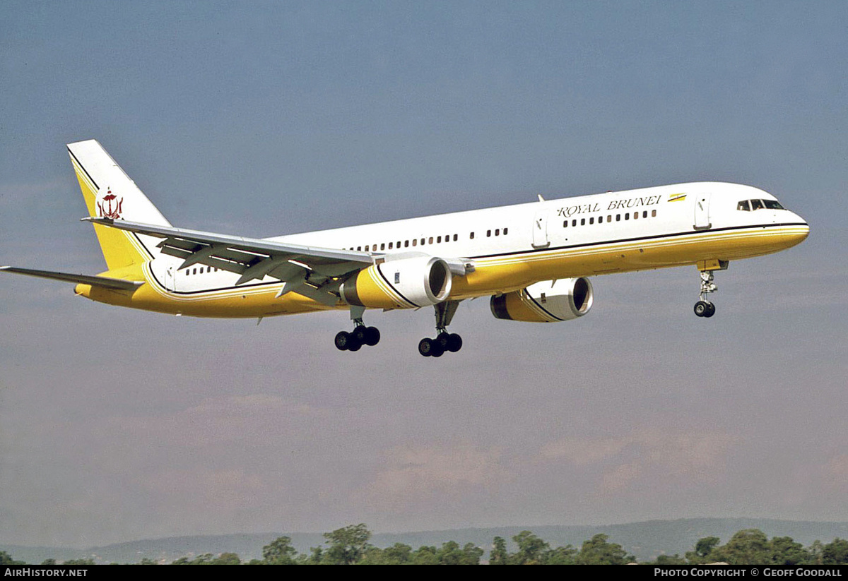 Aircraft Photo of V8-RBB | Boeing 757-2M6 | Royal Brunei Airlines | AirHistory.net #122926