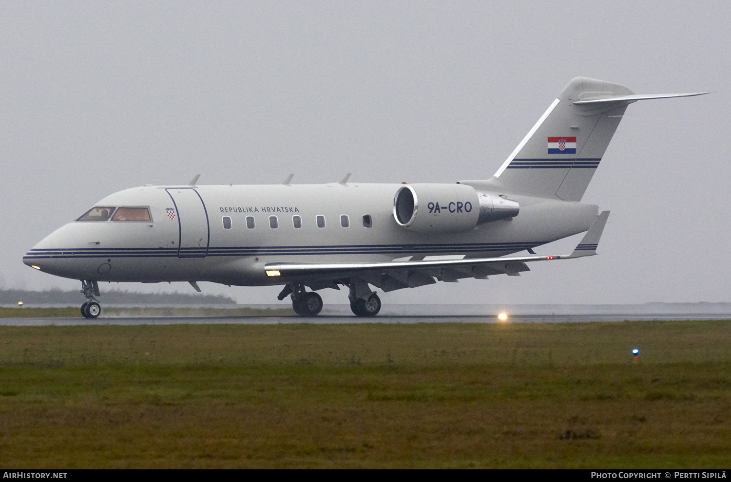 Aircraft Photo of 9A-CRO | Canadair Challenger 604 (CL-600-2B16) | Croatia - Government | AirHistory.net #123069