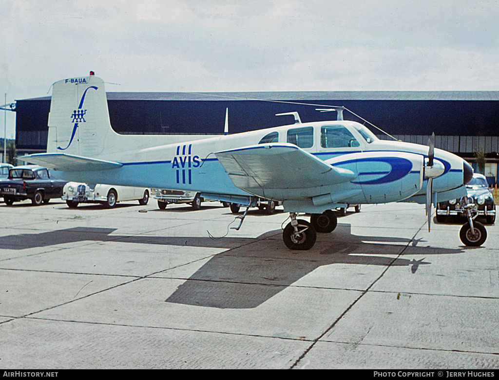 Aircraft Photo of F-BAUA | Beech D50 Twin Bonanza | Avis | AirHistory.net #123176