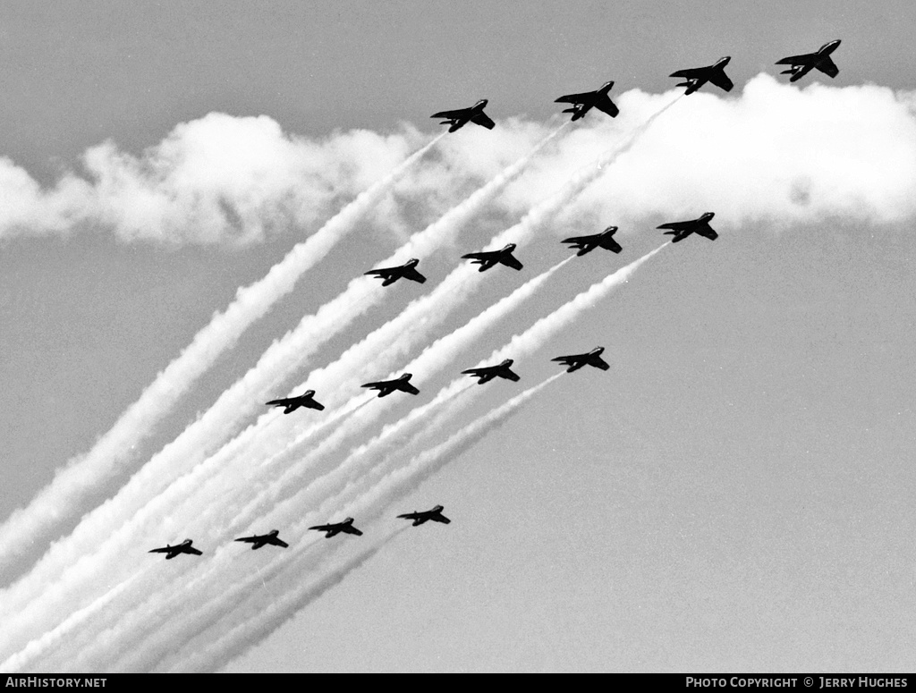 Aircraft Photo of XL571 | Hawker Hunter T7 | UK - Air Force | AirHistory.net #123269