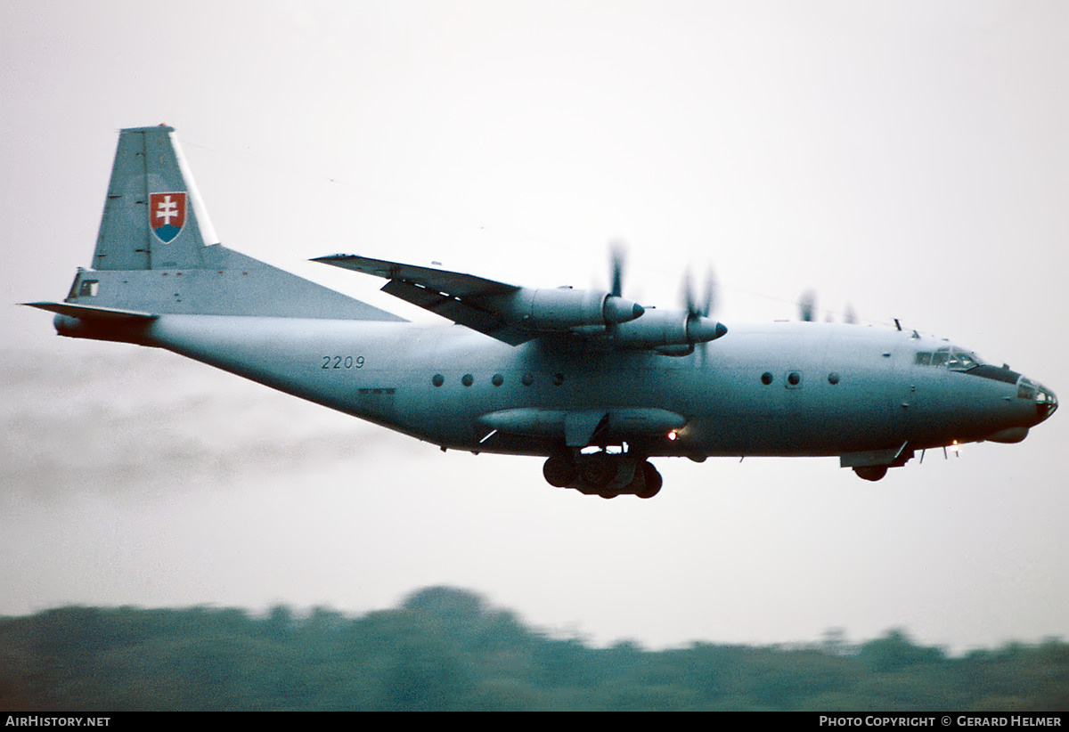 Aircraft Photo of 2209 | Antonov An-12BP | Slovakia - Air Force | AirHistory.net #123281