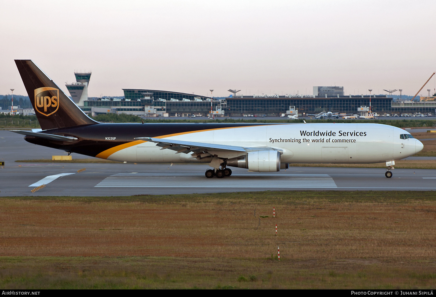 Aircraft Photo of N323UP | Boeing 767-34AF/ER | United Parcel Service - UPS | AirHistory.net #123359