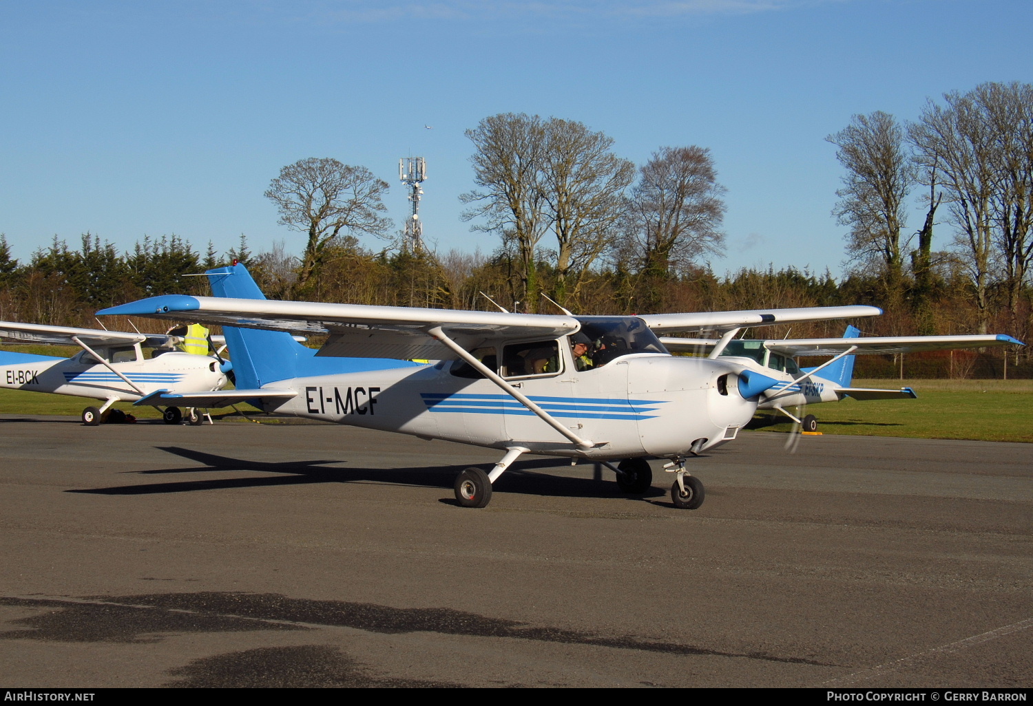 Aircraft Photo of EI-MCF | Cessna 172R Skyhawk | AirHistory.net #123390
