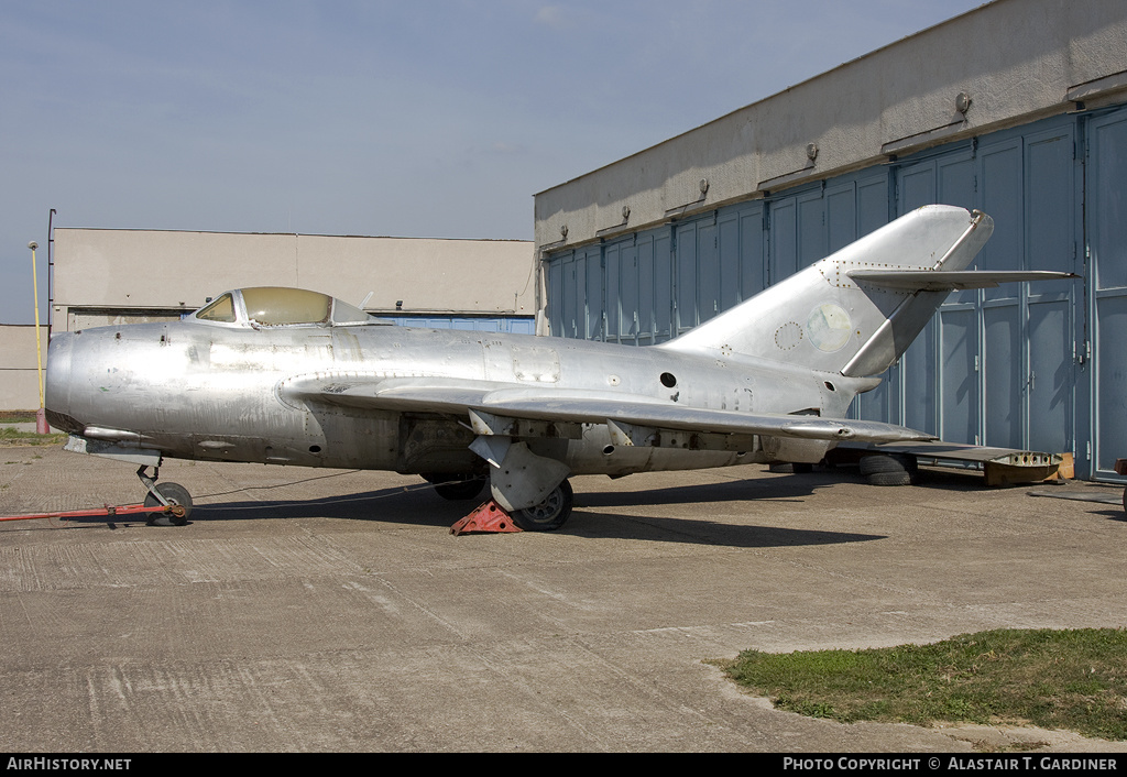 Aircraft Photo of 3010 | Mikoyan-Gurevich MiG-15bisSB | Czechoslovakia - Air Force | AirHistory.net #123455