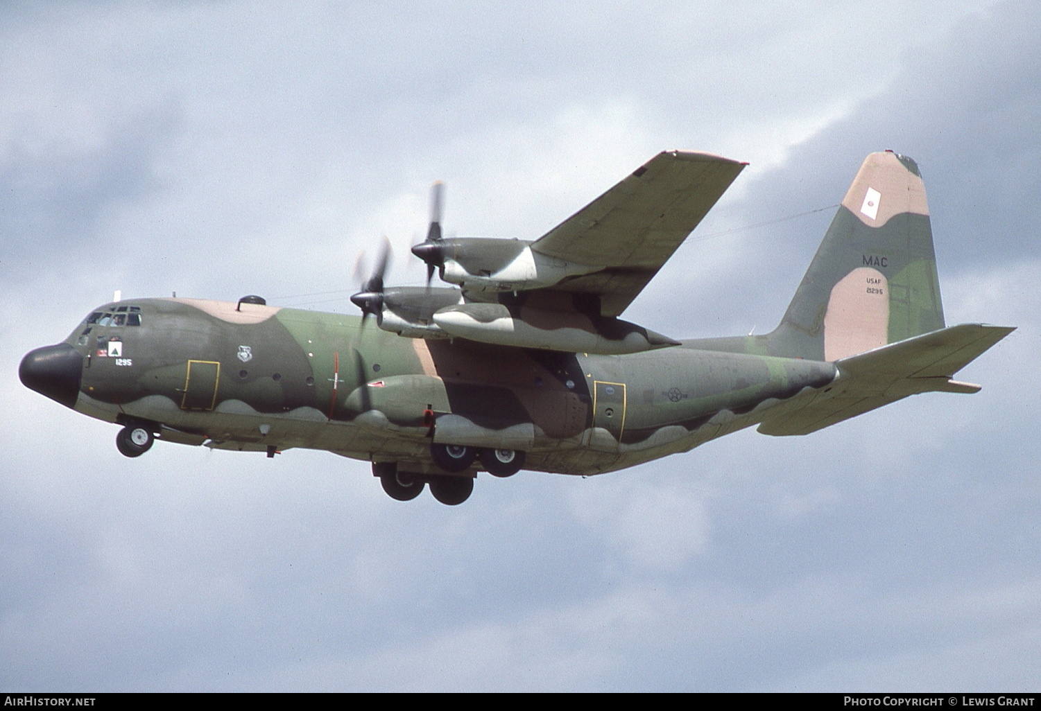 Aircraft Photo of 72-1295 / 21295 | Lockheed C-130E Hercules (L-382) | USA - Air Force | AirHistory.net #123555