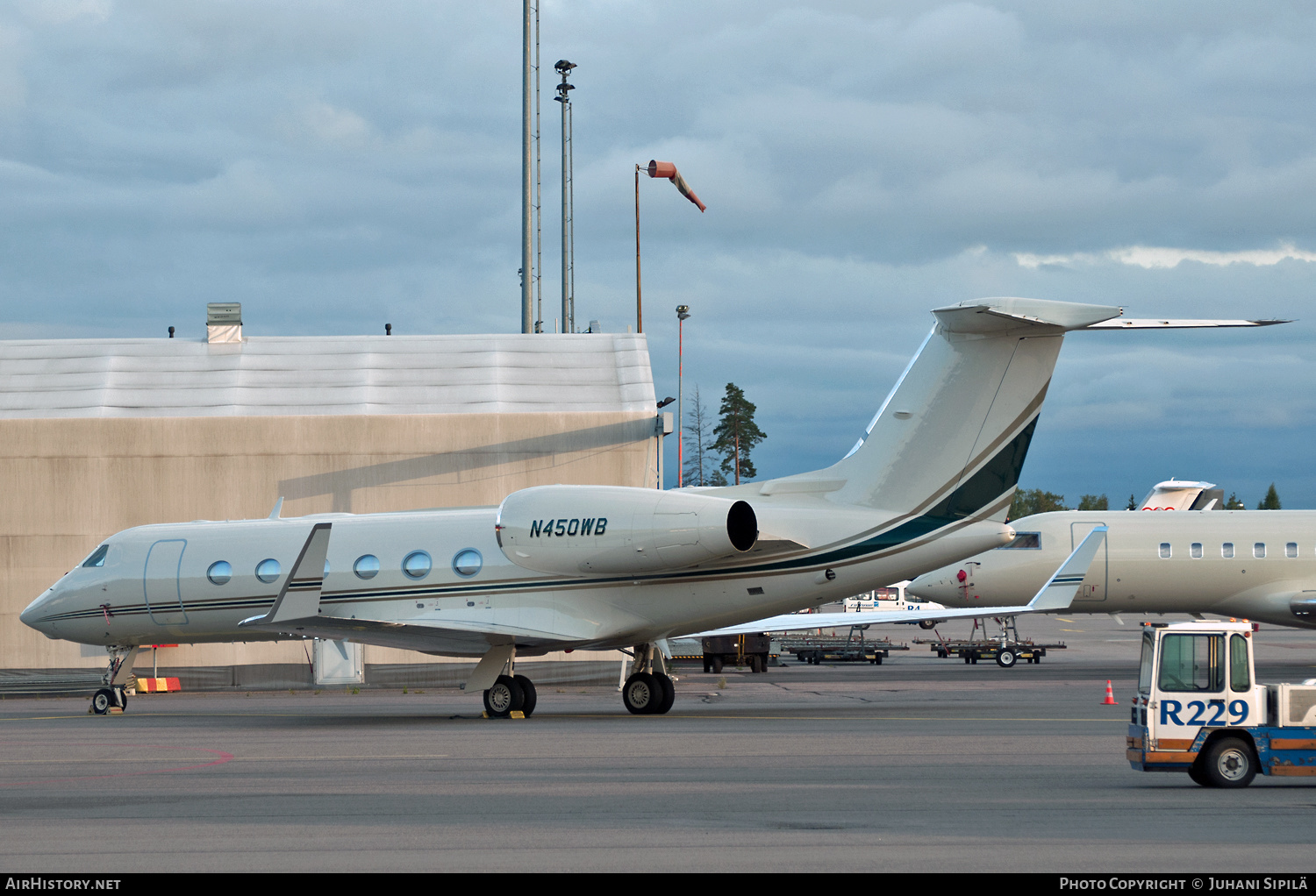 Aircraft Photo of N450WB | Gulfstream Aerospace G-IV-X Gulfstream G450 | AirHistory.net #123597