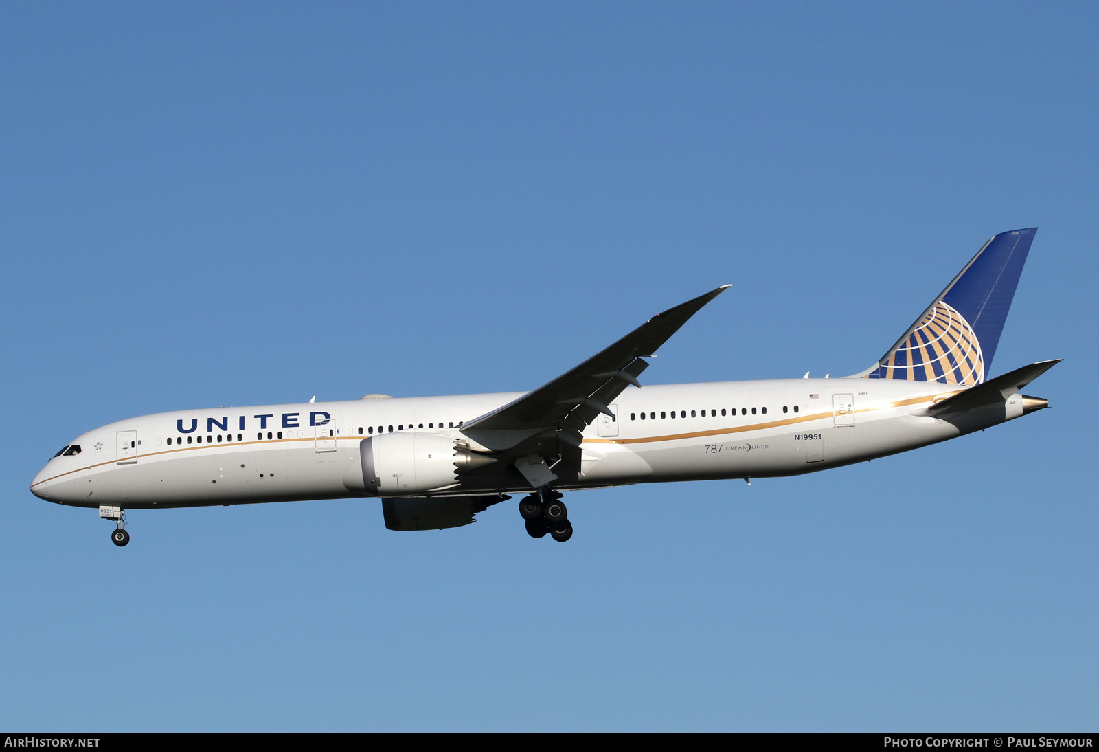 Aircraft Photo of N19951 | Boeing 787-9 Dreamliner | United Airlines | AirHistory.net #123684