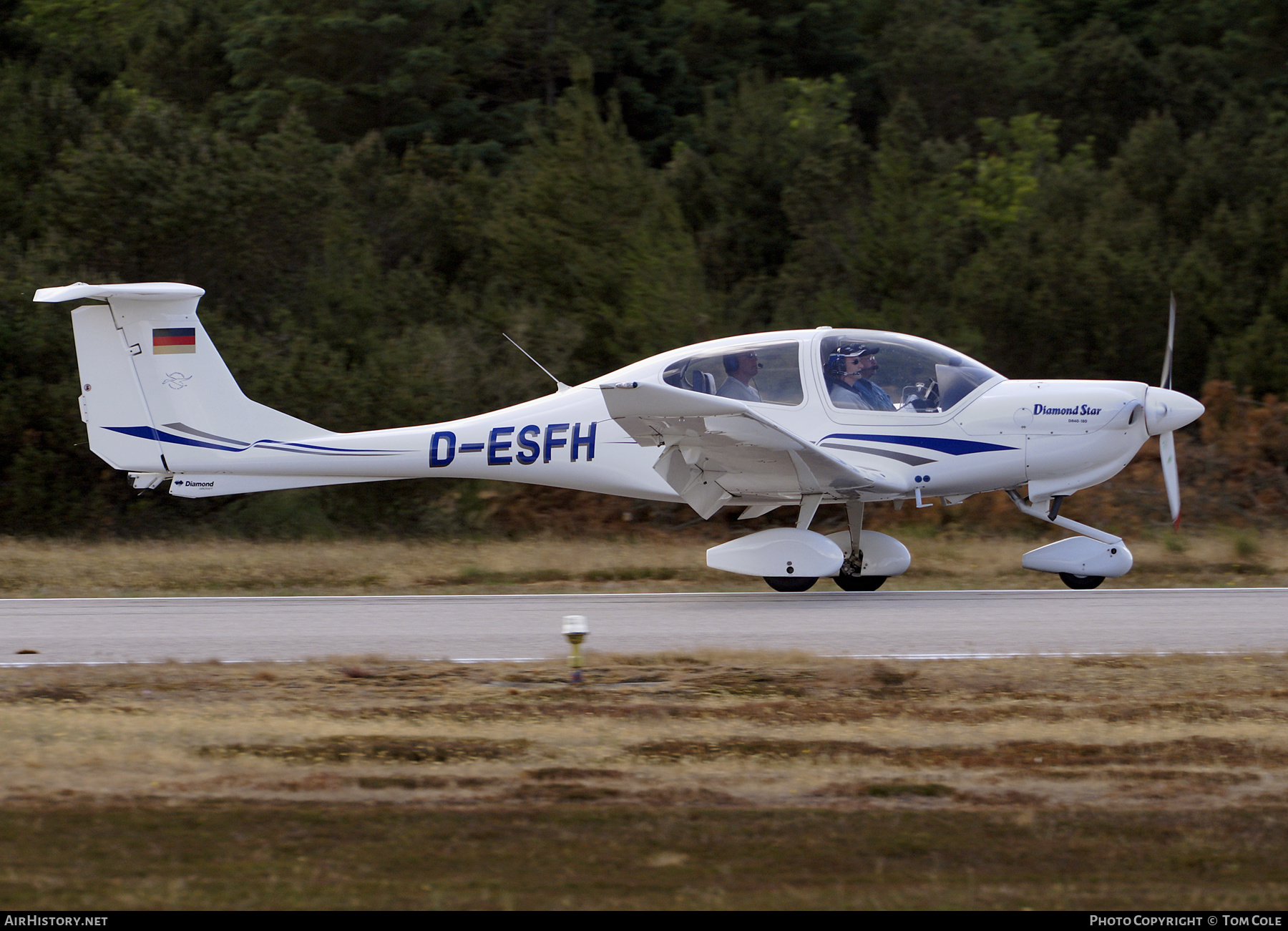 Aircraft Photo of D-ESFH | Diamond DA40 Diamond Star | AirHistory.net #123902