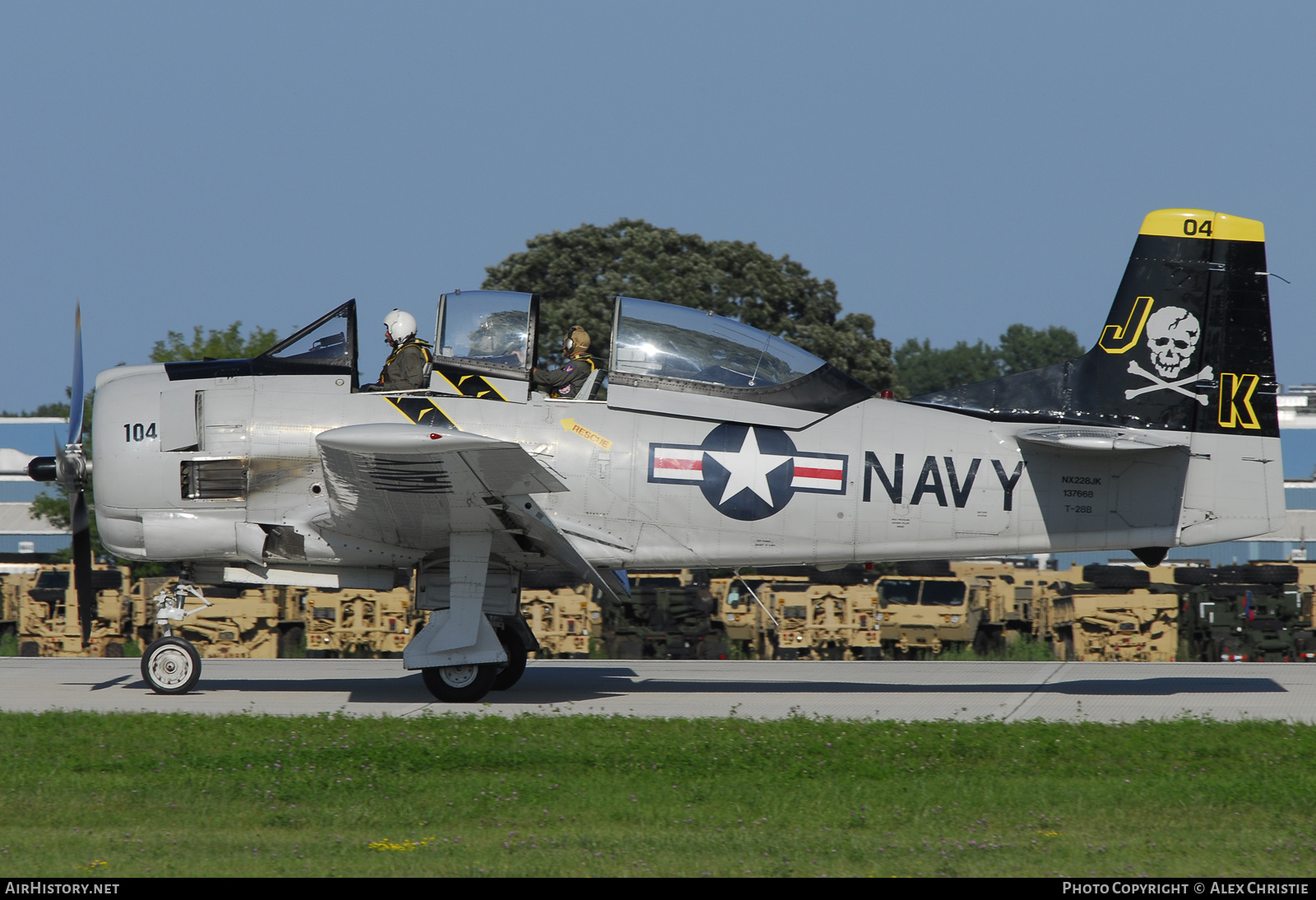 Aircraft Photo of N228JK / NX228JK / 137668 | North American T-28B Trojan | USA - Navy | AirHistory.net #123910