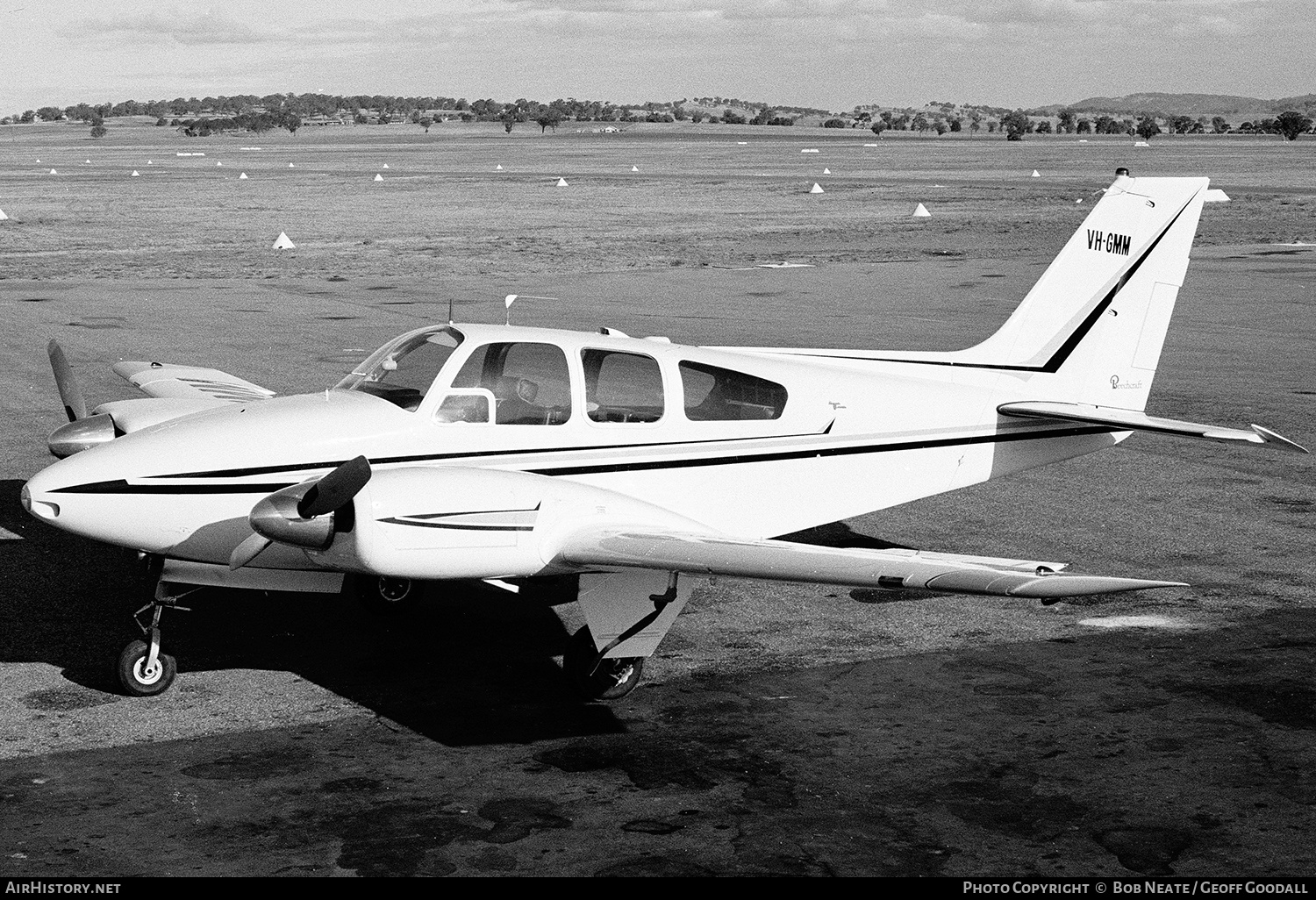 Aircraft Photo of VH-GMM | Beech B55 Baron (95-B55) | AirHistory.net #124007
