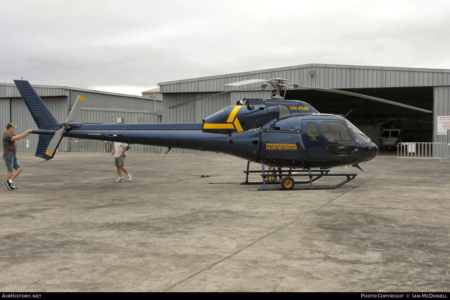 Aircraft Photo of VH-PHN | Eurocopter AS-355F-2 Ecureuil 2 | PHS - Professional Helicopter Services | AirHistory.net #124030