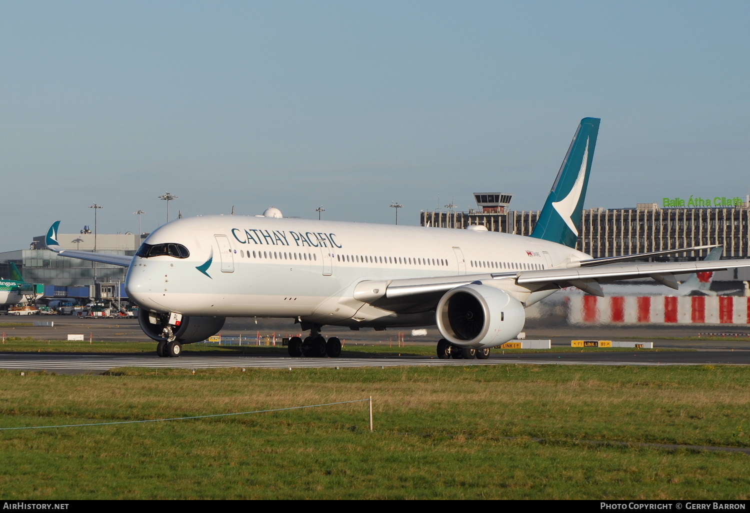 Aircraft Photo of B-LRL | Airbus A350-941 | Cathay Pacific Airways | AirHistory.net #124083