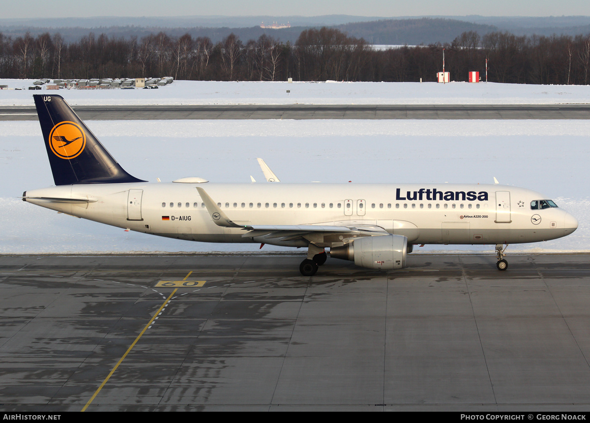 Aircraft Photo of D-AIUG | Airbus A320-214 | Lufthansa | AirHistory.net #124085