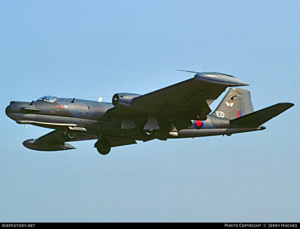 Aircraft Photo of WJ630 | English Electric Canberra T17 | UK - Air Force | AirHistory.net #124301