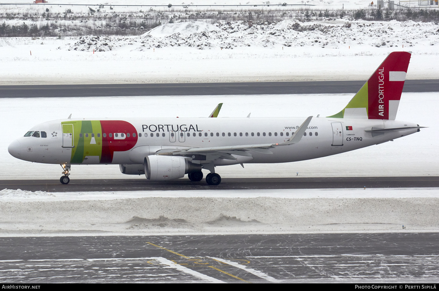 Aircraft Photo of CS-TNQ | Airbus A320-214 | TAP Air Portugal | AirHistory.net #124333