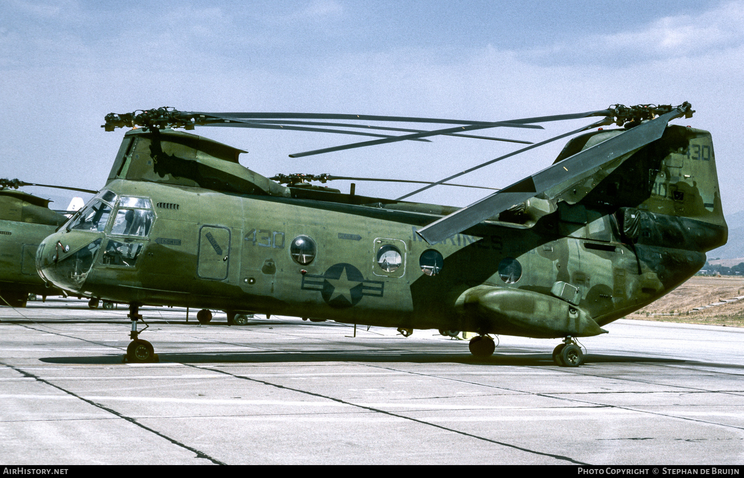 Aircraft Photo of 154803 | Boeing Vertol CH-46E Sea Knight | USA - Marines | AirHistory.net #124356