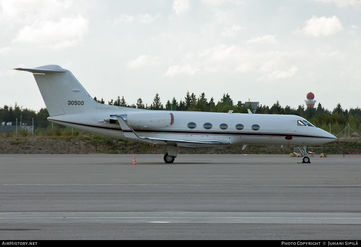 Aircraft Photo of 830500 / 30500 | Gulfstream Aerospace C-20A Gulfstream III (G-1159A) | USA - Navy | AirHistory.net #124414