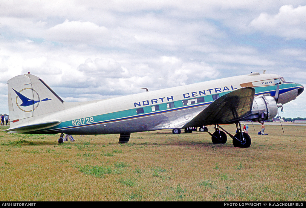 Aircraft Photo of N21728 | Douglas DC-3-201B | North Central Airlines | AirHistory.net #124419