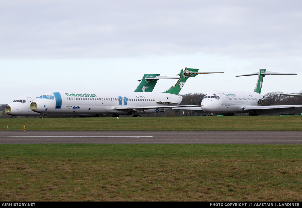 Aircraft Photo of EZ-A106 | Boeing 717-22K | Turkmenistan Airlines | AirHistory.net #124465