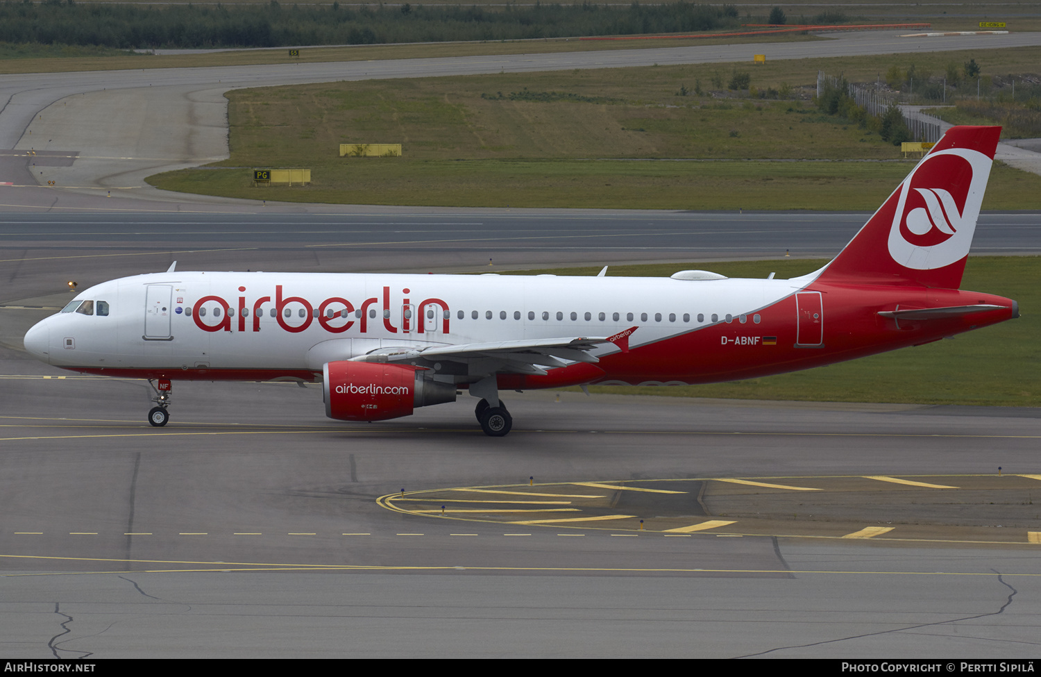 Aircraft Photo of D-ABNF | Airbus A320-214 | Air Berlin | AirHistory.net #124616
