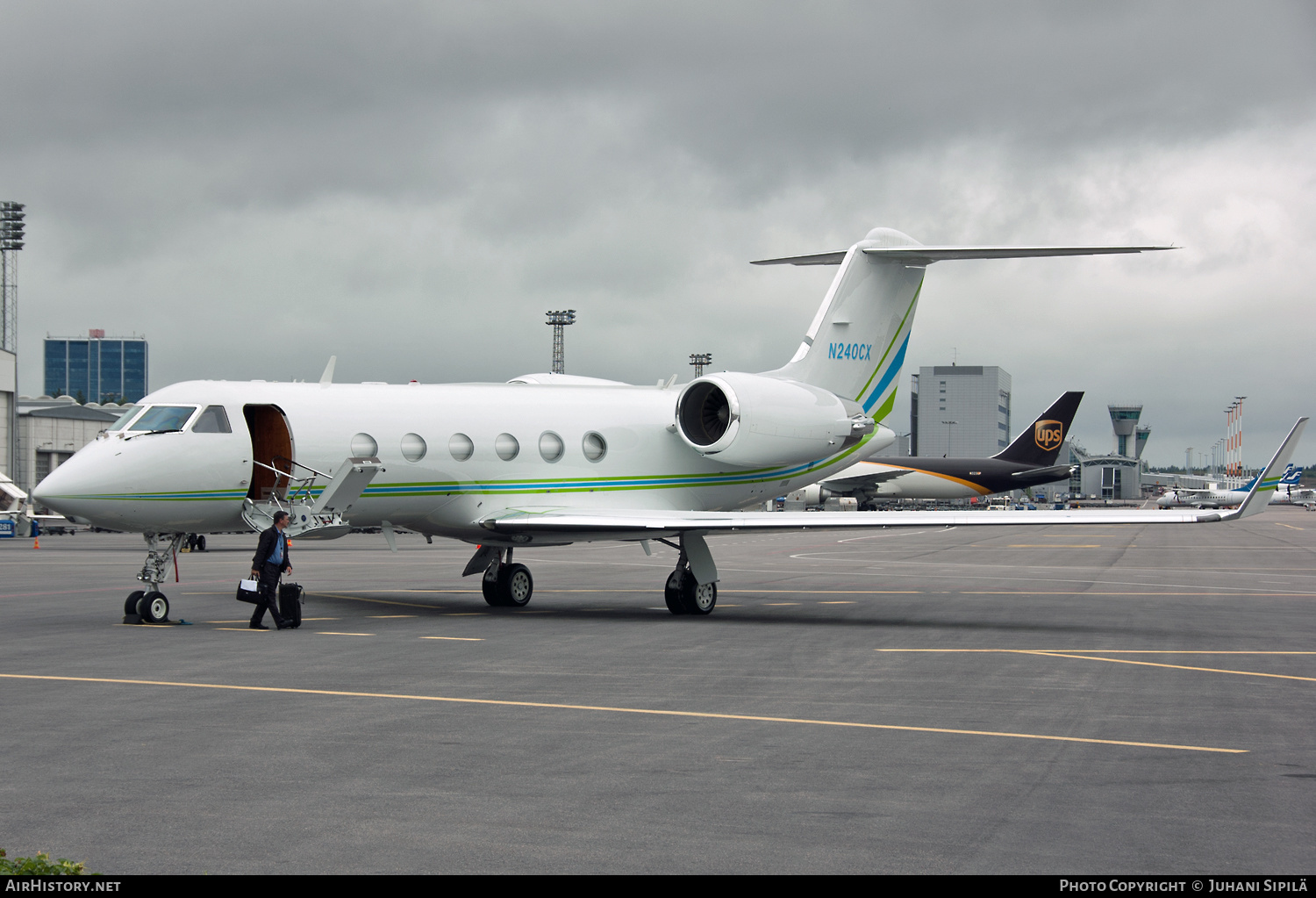 Aircraft Photo of N240CX | Gulfstream Aerospace G-IV Gulfstream IV-SP | AirHistory.net #124663