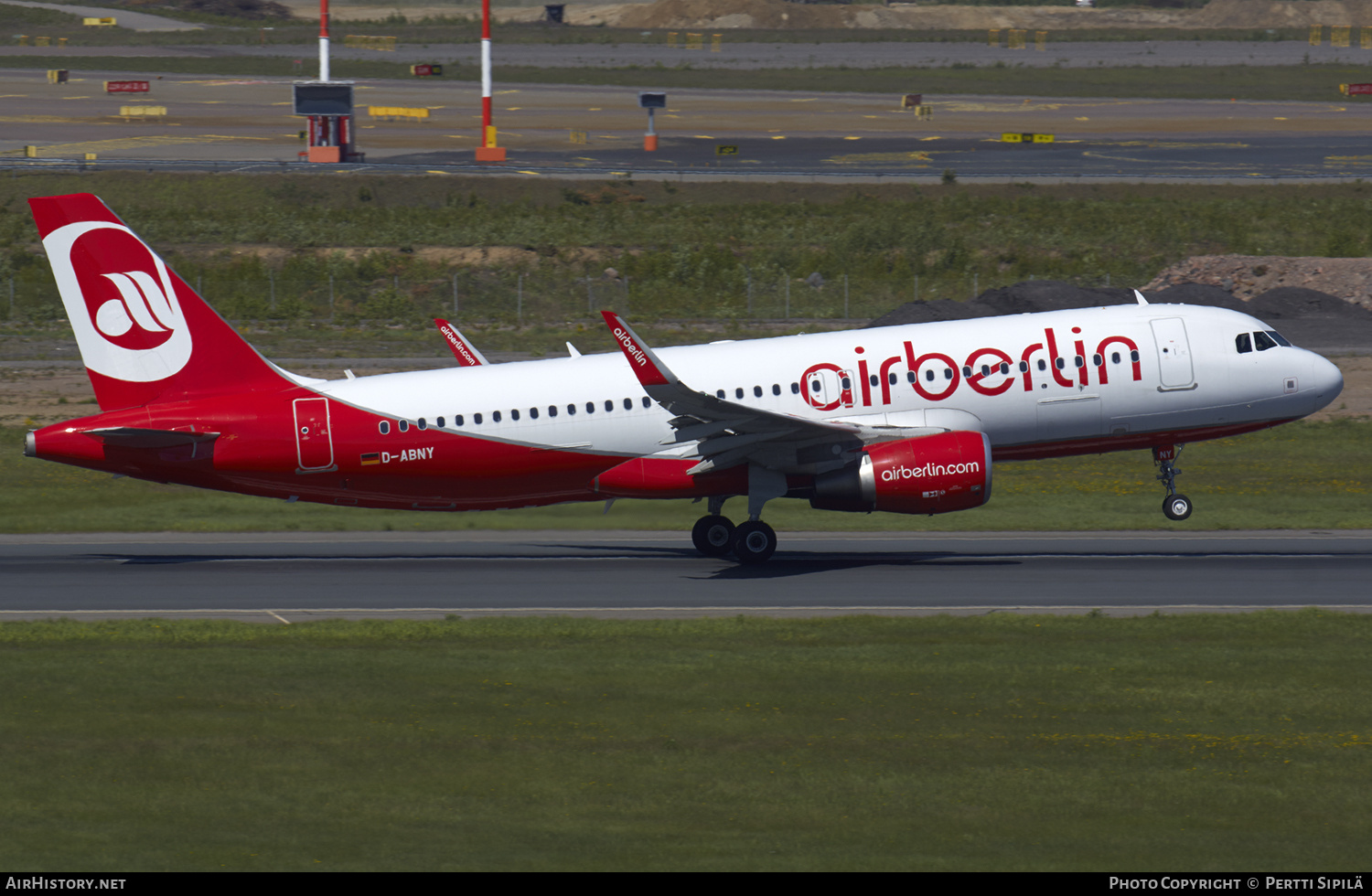 Aircraft Photo of D-ABNY | Airbus A320-214 | Air Berlin | AirHistory.net #124673