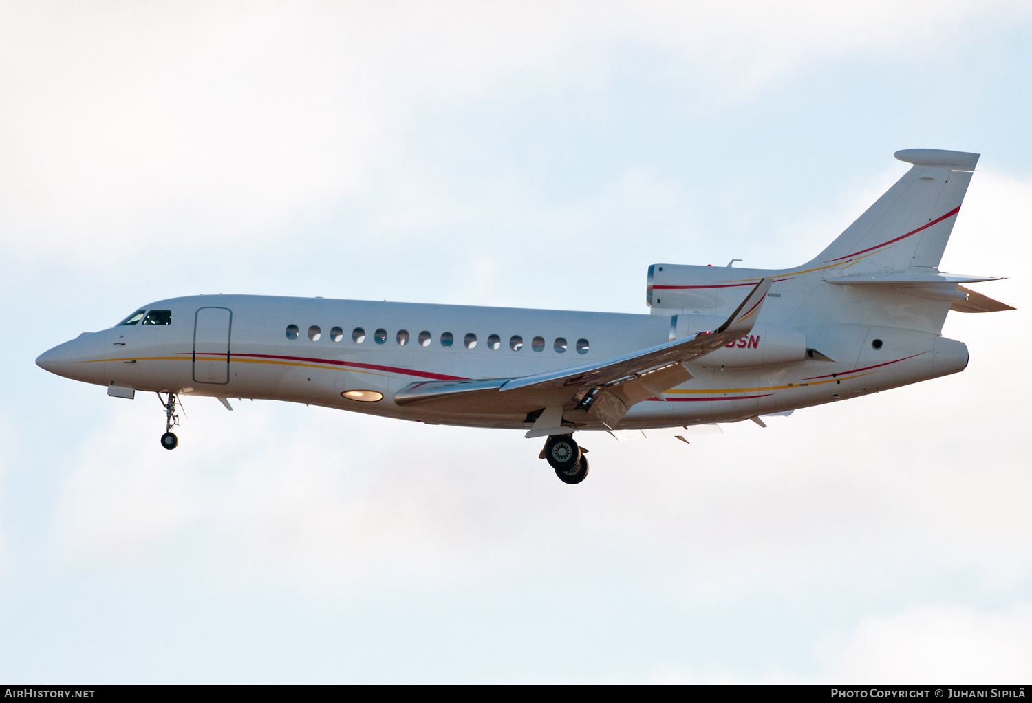 Aircraft Photo of VQ-BSN | Dassault Falcon 7X | AirHistory.net #124805