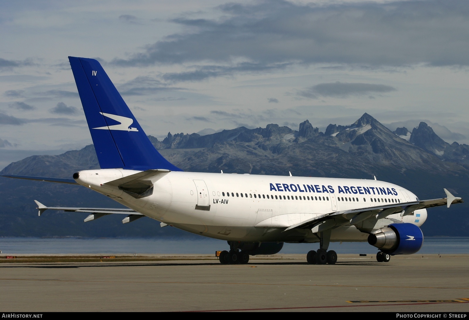 Aircraft Photo of LV-AIV | Airbus A310-325/ET | Aerolíneas Argentinas | AirHistory.net #124880