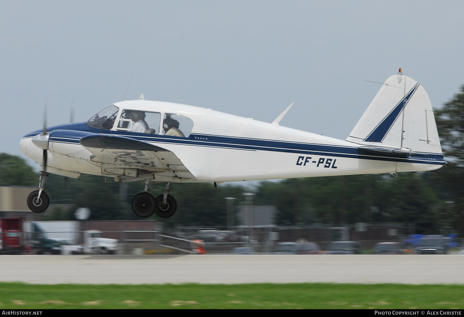 Aircraft Photo of CF-PSL | Piper PA-23 Apache | AirHistory.net #124944