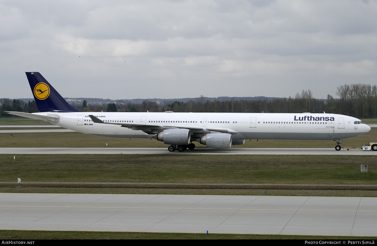 Aircraft Photo of D-AIHC | Airbus A340-642 | Lufthansa | AirHistory.net #124962