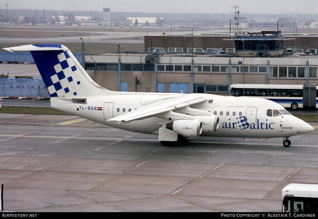 Aircraft Photo of YL-BAN | British Aerospace Avro 146-RJ70 | AirBaltic | AirHistory.net #124997